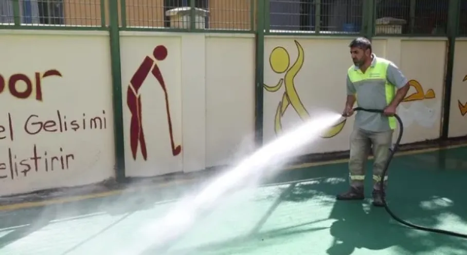 Bakırköy'de Okullar Yeni Döneme Hazır! Öğrenciler Pırıl Pırıl Sınıflara Kavuşuyor