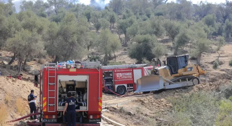 İstanbul Büyükşehir ekipleri İzmir'de aktif görevde