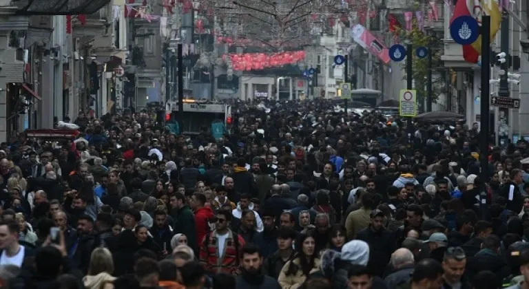 İstanbul Büyükşehir, Ekonomik Güçlük Çeken Hanelere Nakdi Desteği Artırıyor