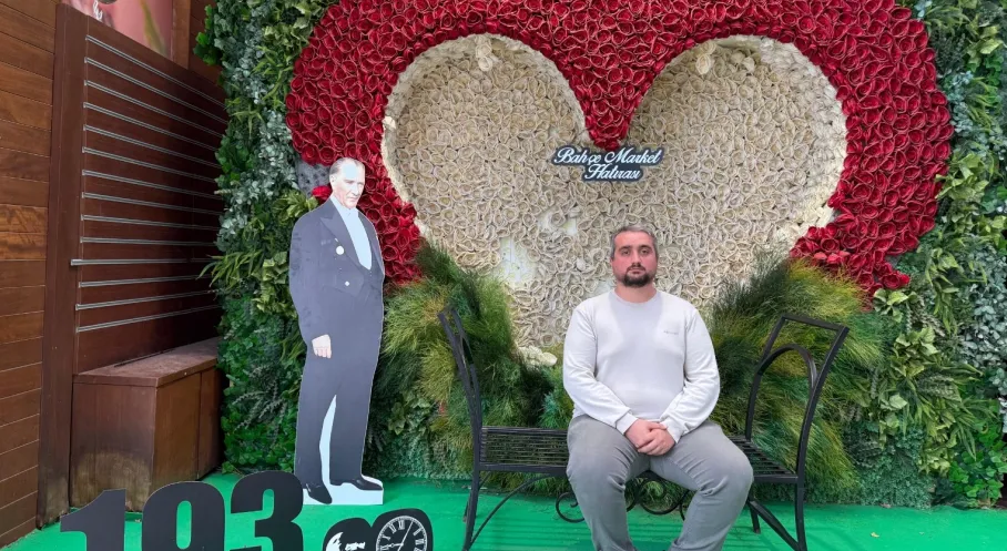 İstanbul'da 10 Kasım Anma Törenleri: Atatürk'ü Anıyoruz!