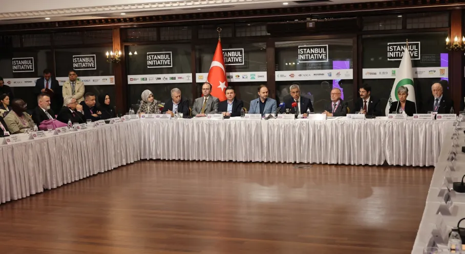 İstanbul'da Bağımlılık Zirvesi: Uluslararası Liderler Çözüm Aradı!