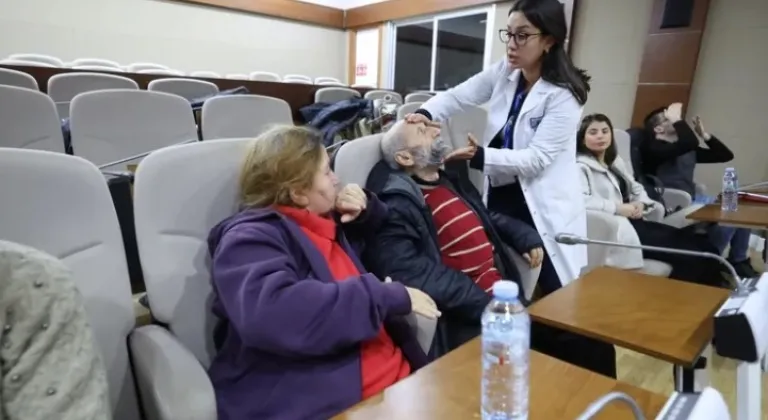 Bakırköy Belediyesi'nden Görme Engellilere Sağlık Eğitimi