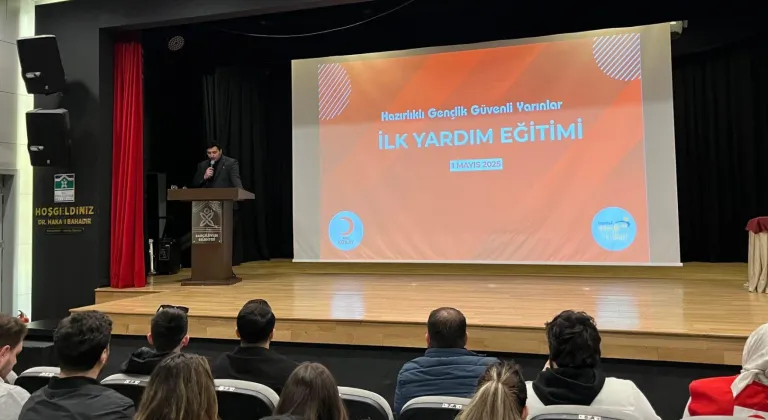 İstanbul'da Dev İlk Yardım Seferberliği: 39 İlçede Gençlere Aynı Anda Eğitim!