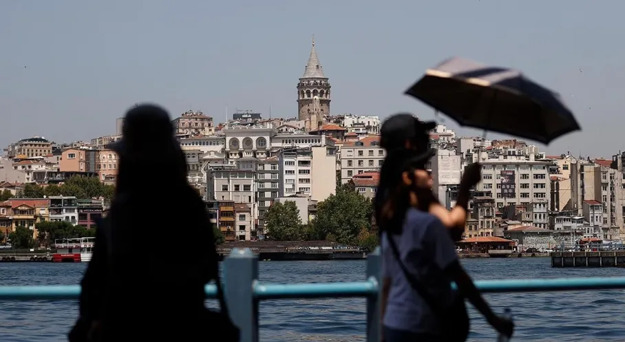 İstanbul'da Kavurucu Sıcaklar Kapıda! AKOM'dan Kritik Saatler Uyarısı