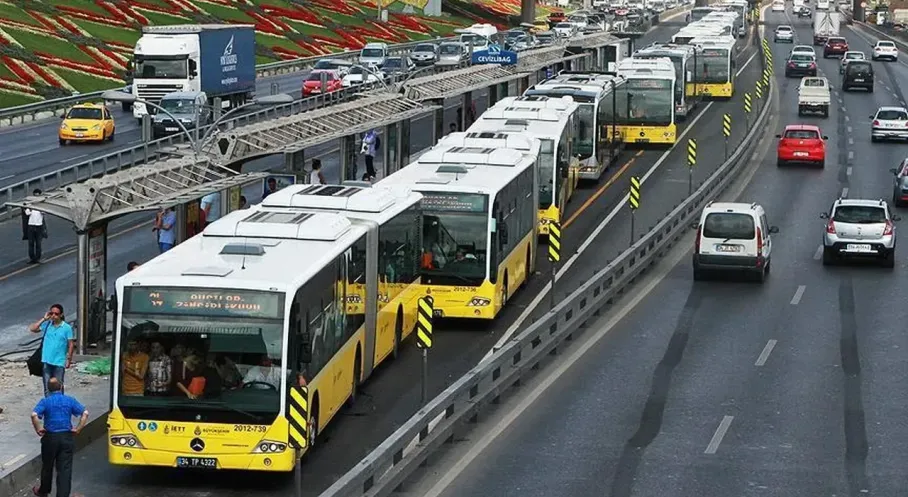 İstanbul'da Özel Halk Otobüsü Eylemi Sona Erdi! İETT'den Açıklama