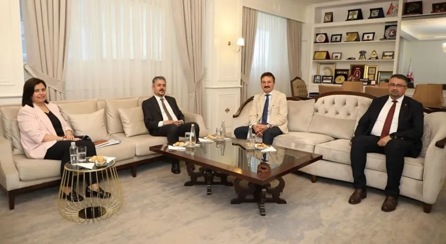 ISUBÜ'den İstihdam Hamlesi: Borsayla İşbirliği Eğitime Yeni Soluk Getiriyor!