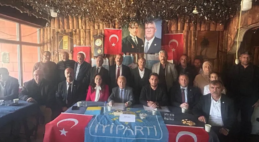 İYİ Parti Sarıkamış'ta Gül Güven Tazeledi! 4. Olağan Kongre Detayları