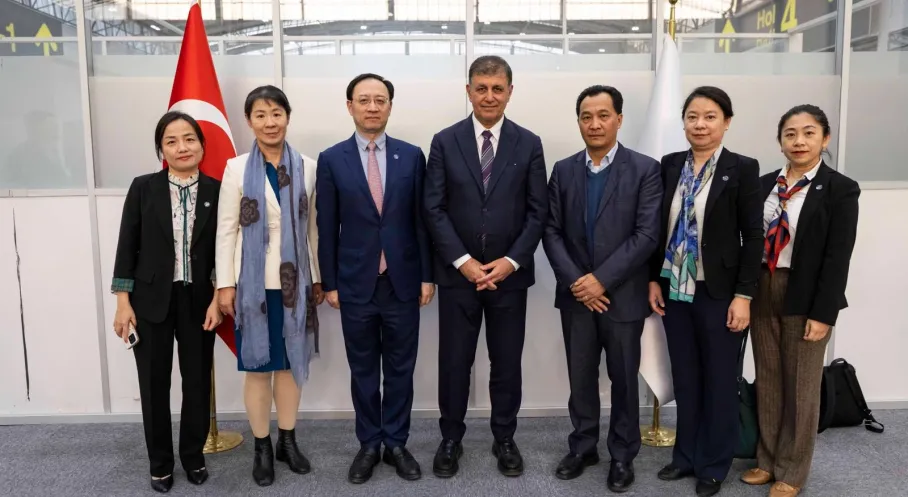 İzmir Modeli Çin'e İlham Verdi: Yaşam Boyu Öğrenme Politikaları Takdir Topladı!