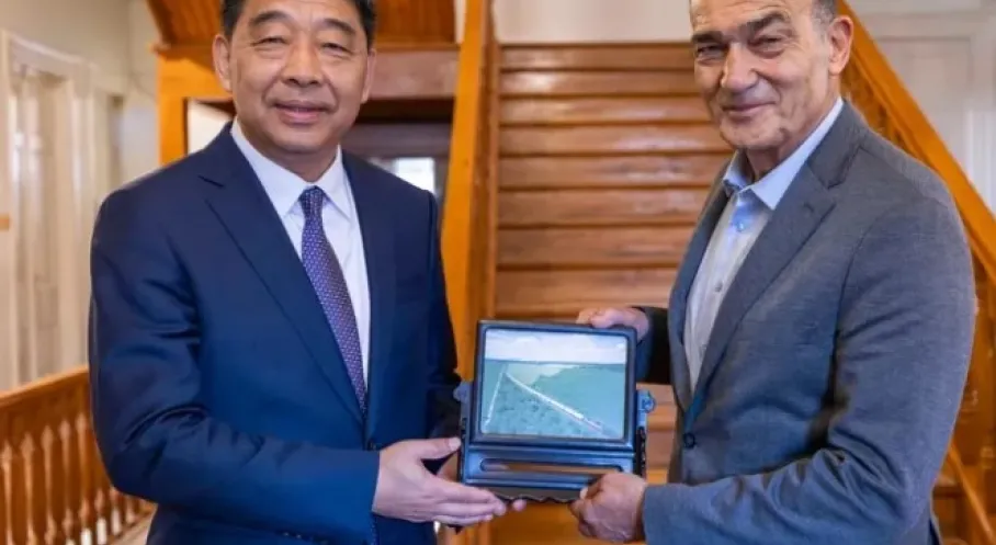 İzmir-Çin Deniz Ticareti: Yeni Köprü Müjdesi!