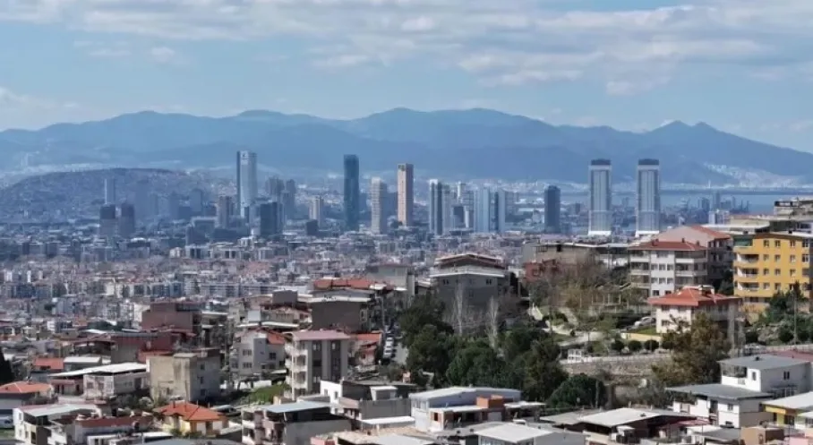 İzmir'de Deprem Alarmı! Heyelan ve Zemin İncelemesi Başladı