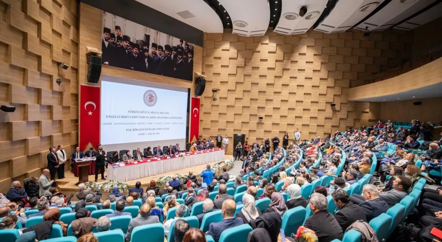 İzmir'de Engelli Sorunları ve Talepleri Masaya Yatırıldı: Çözüm Odaklı İstişare Toplantısı