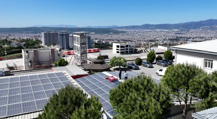 İzmir'de Güneş Enerjisi Devrimi: Yıllık 13 Milyon TL'lik Tasarruf!