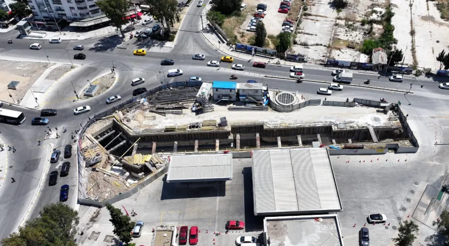 İzmir'de Hastaneye Ulaşım Artık Daha Kolay: Metro İstasyonundan Direkt Tünel!