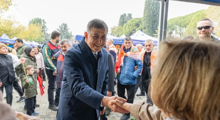 İzmir'de Kırsala Dev Destek: Çiftçiye 1.4 Milyar TL'lik Can Suyu Müjdesi!