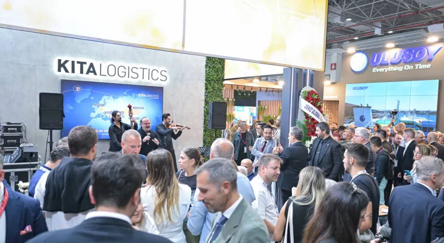 İzmir'de Lojistik Zirvesi: Kıta Logistics'ten Sektöre Damga Vuran Etkinlik!