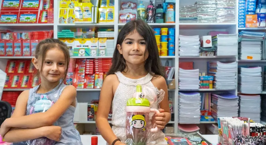 İzmir'de Öğrencilerin Okul Heyecanına Büyükşehir’den 100 Milyon Liralık Destek