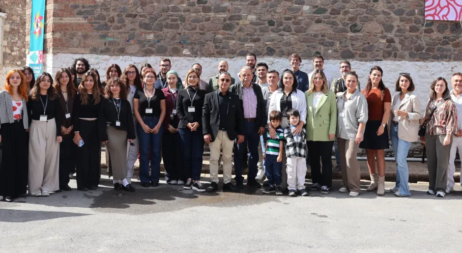 İzmir'den Mobilya Sektörüne Çığır Açan Hamle: Eko-Tasarım Çalıştayı Bir Taşla 4 Kuş Vurdu!