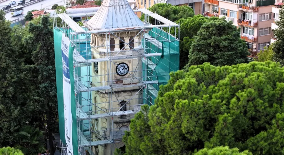 İzmit Saat Kulesi Yeniden Doğuyor! Restorasyon Tamamlanıyor