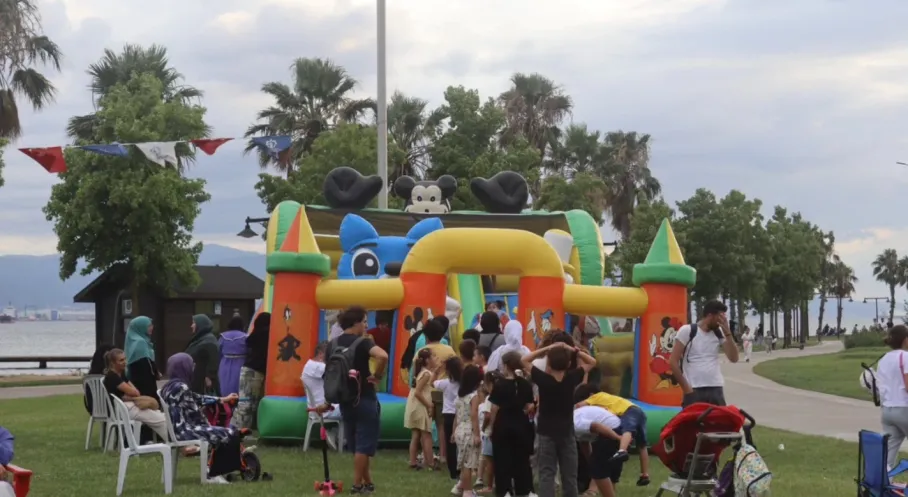 İzmit'te 3. Kadın ve Çocuk Festivali Coşkusu: Seka Park Renklendi!