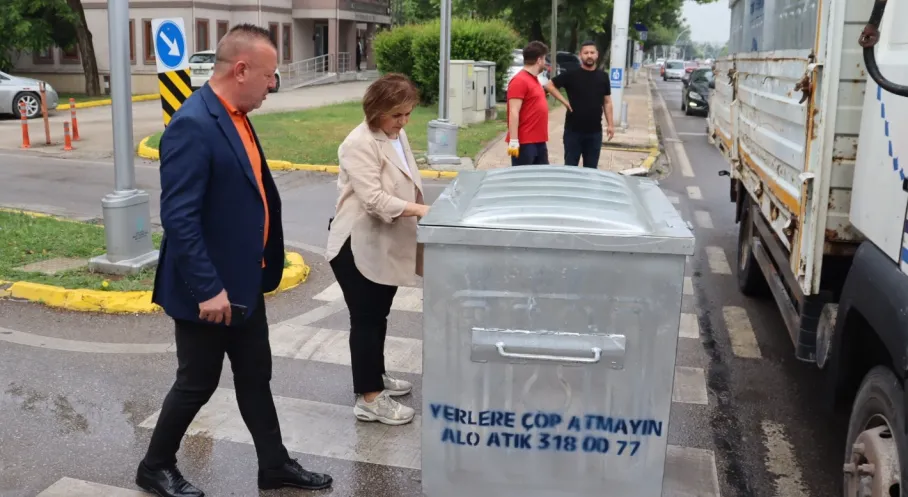 İzmit'te Çöp Konteyneri Seferberliği! Daha Temiz Bir İzmit İçin Dev Adım