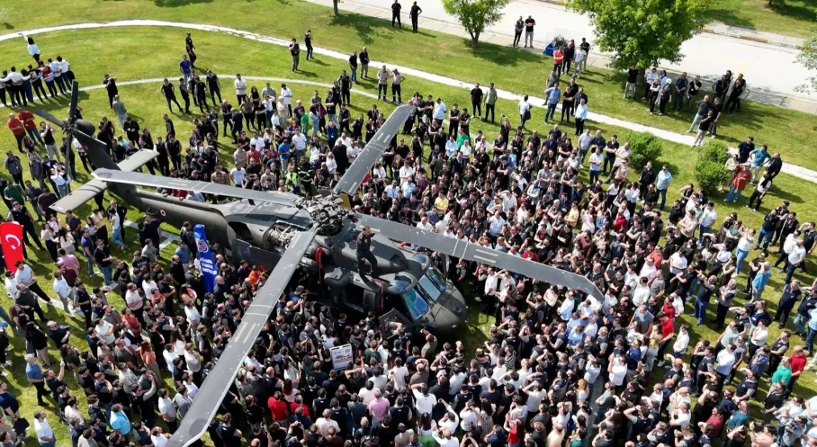 Jandarma'nın Yerli Gururu T70 Helikopteri, Motorunun Kalbine İndi: TEI'de Duygu Dolu Anlar!