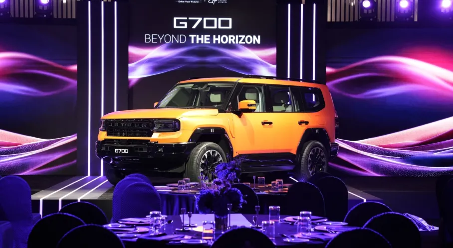 JETOUR G700 Dubai'de Sahneye Çıktı: Hibrit SUV Devrimi!