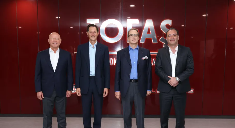 John Elkann'dan Tofaş'a Ziyaret: Stellantis ile İş Birliği Güçleniyor!