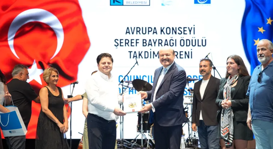 Kadıköy Belediyesi’ne ‘Şeref Bayrağı’ Ödülü ​​​​​​​