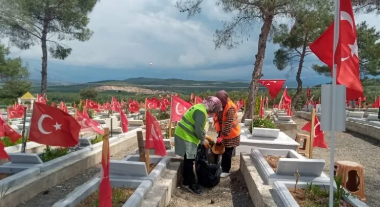 Kahramanmaraş'ta Ramazan Bayramı Temizliği Hız Kesmeden Devam Ediyor