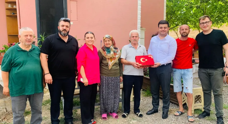 Kandıra'da Şehit Aileleri ve Gazilere Vefa Ziyareti: İzmit Belediyesi'nden Anlamlı Destek!