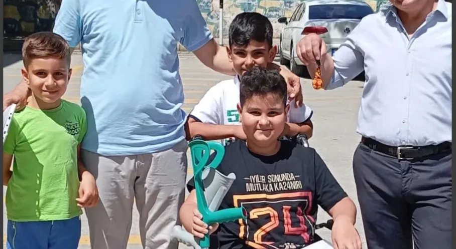Kanserle Mücadele Eden Ortaokul Öğrencisi Bursluluk Sınavında Zirvede!