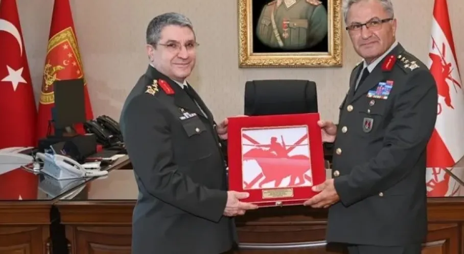 Son Dakika: Kara Kuvvetleri ve Genelkurmay'da Devir Teslim Töreni Gerçekleşti!
