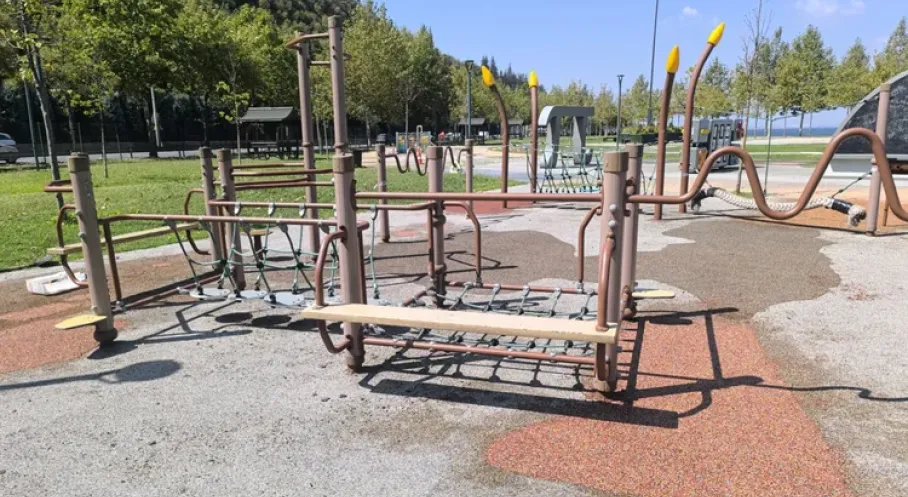 Karamürsel Ereğli Aktif Park Yepyeni Zeminiyle Açıldı!