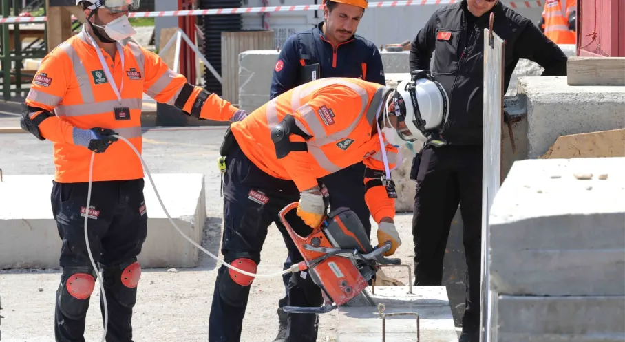 Karatay Arama Kurtarma Ekibi AFAD'dan Tam Not Aldı: 81 İlde ve Yurt Dışında Göreve Hazır!