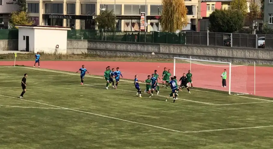 Kars 36 Spor Beşikdüzüspor’u 3-0 mağlup etti