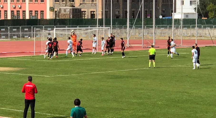 Kars 36 Spor Murgul Belediye'ye Hazırlık Maçında Yenildi!
