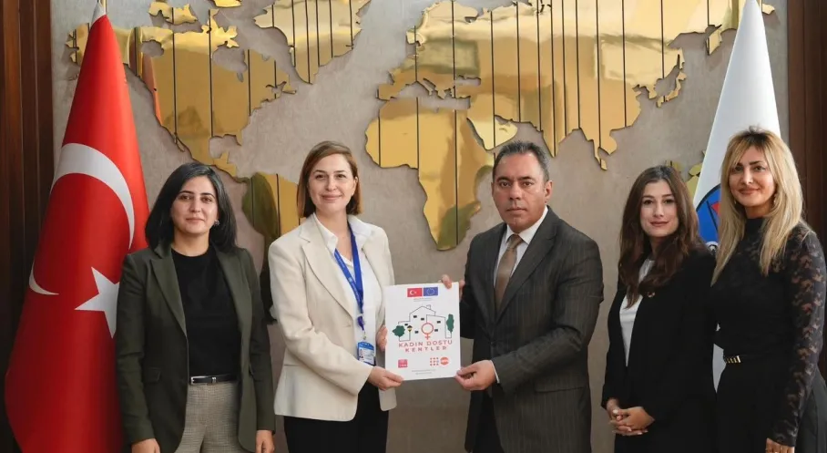 Kars Belediyesi'nden Kadın Dostu Kent Hamlesi: UNFPA ile İş Birliği!
