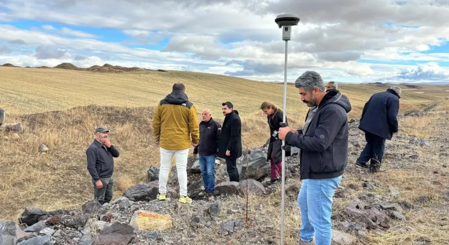 Kars Çamçavuş Köyü'nde İçme Suyu Müjdesi! Arazi İncelemesi Tamamlandı
