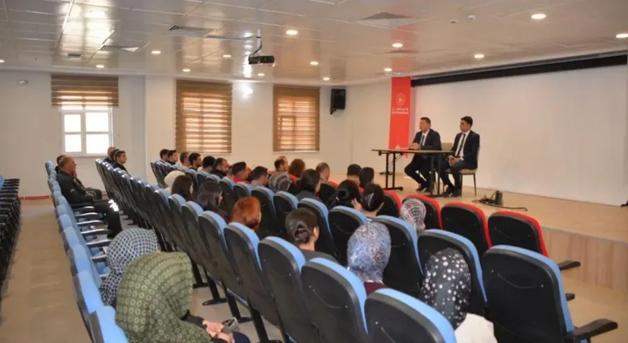 Kars Kağızman'da İlçe Personelinden Kapsamlı Değerlendirme Toplantısı!