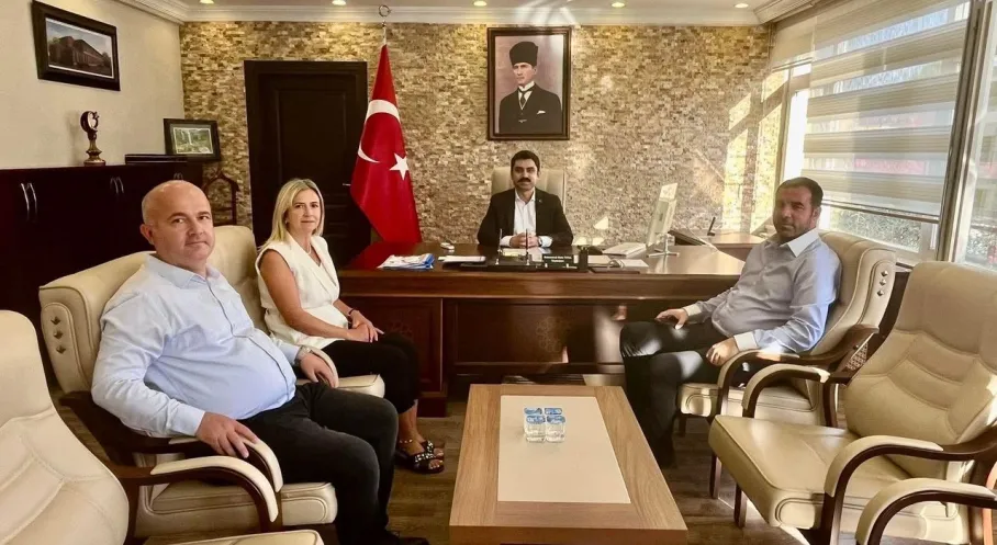 Kars Kızılay'dan Susuz Kaymakamı'na Ziyaret: İnsani Yardım Çalışmaları Masada!
