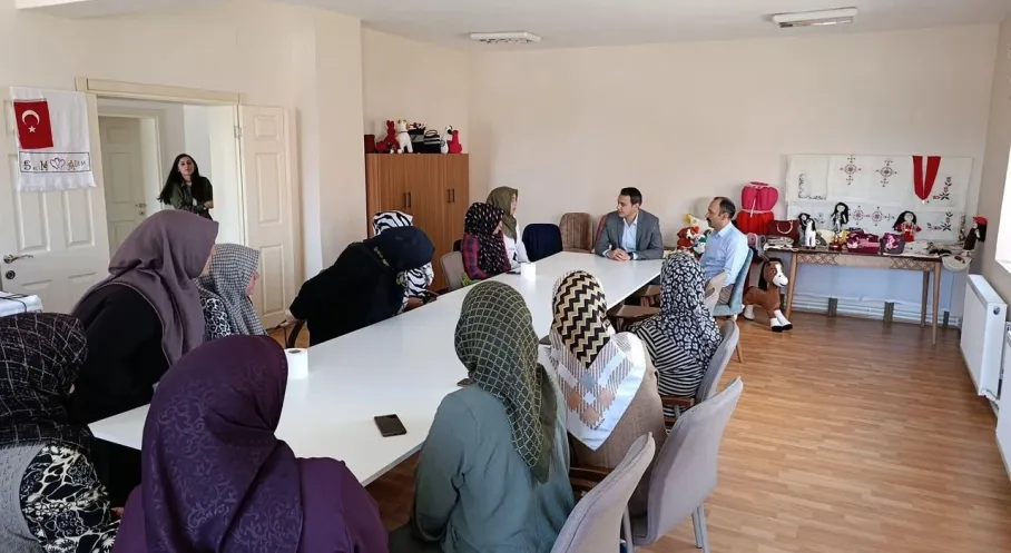 Kars Selim'de Kaymakam Semiz'den ADEM Kursiyerlerine Moral Ziyareti!