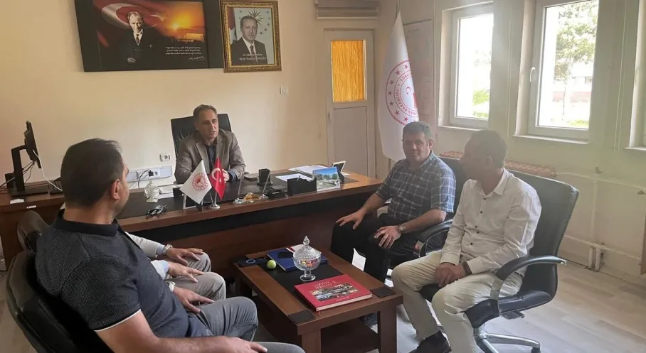 Kars Tarım İl Müdürü Aydın'dan Sarıkamış Ziyareti: Üretim ve Projeler Masaya Yatırıldı!