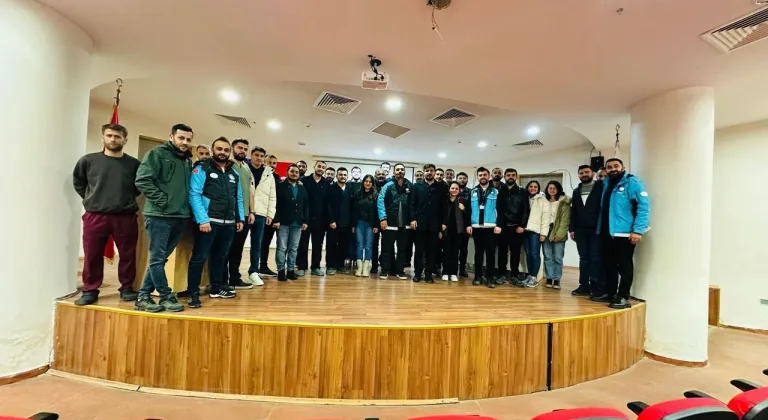 Kars UMKE 2024-2025 Değerlendirme Toplantısı Sağlık Hizmetleri Başkanı ve Üst Düzey Yetkililerle Gerçekleştirildi
