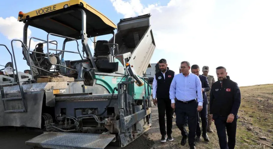 Kars Valisi Polat'tan Aydınkavak-Yağlıca Köy Yolu İncelemesi