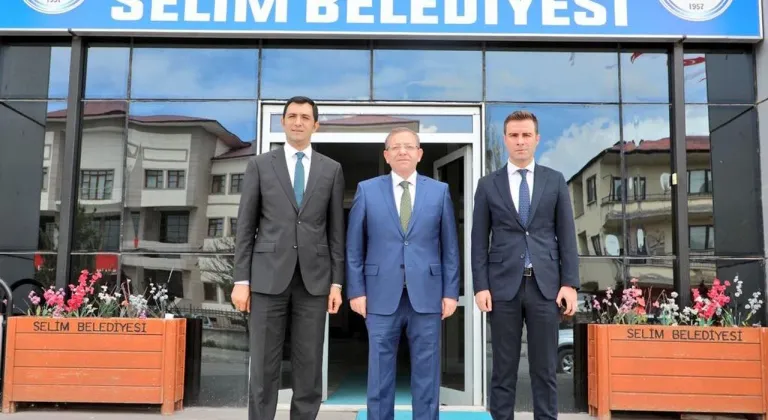 Kars Valisi Polat'tan Selim Belediyesine Ziyaret: İlçede Neler Konuşuldu?