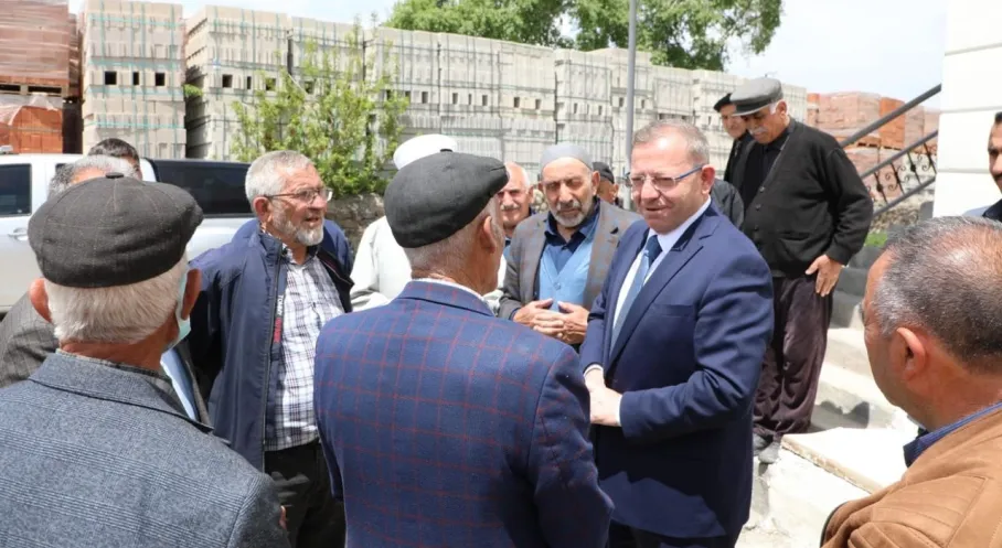 Kars Valisi Ziya Polat Alpaslan'da Halkla Buluştu: Sorunlar Masaya Yatırıldı!