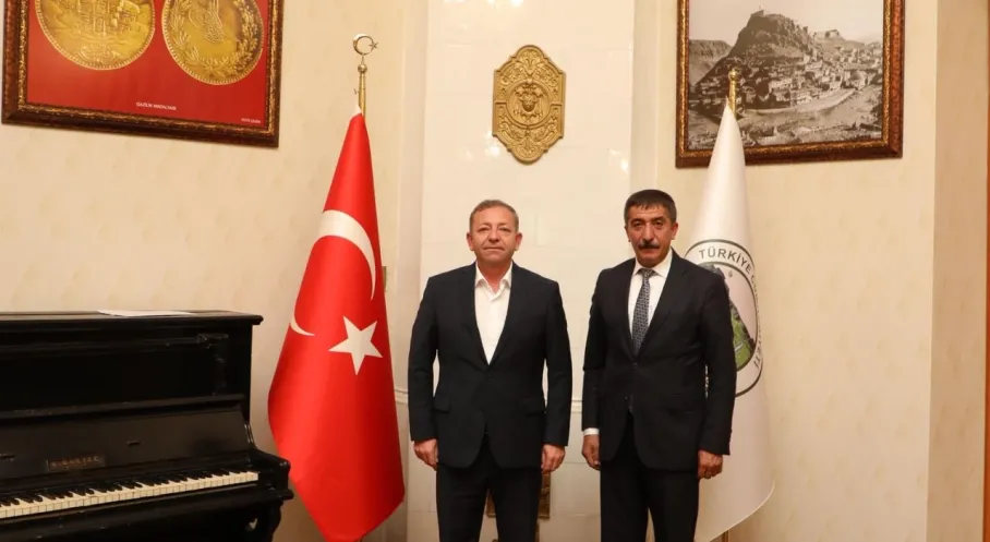 Kars Valisi'nden Susuz Belediyesi'ne Hayvan Hakları Teşekkürü!