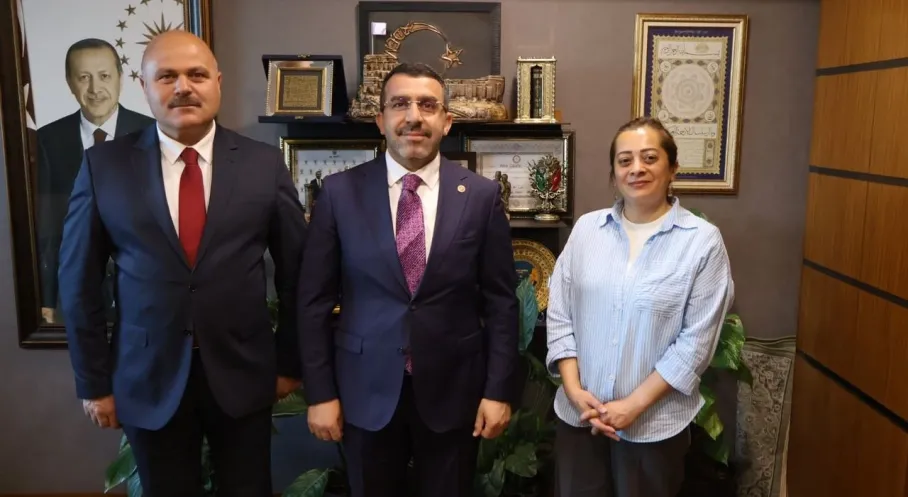 Kars'ta AK Parti Hareketi: Vekil Çalkın'dan Teşkilatla Güçlü İstişare!