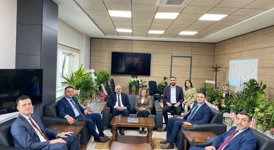 Kars'ta AK Parti'den Kritik Ziyaret! Karayolları Müdürü ile Ulaşım Hamlesi