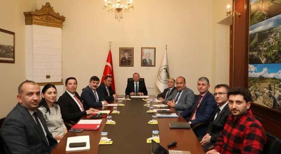 Kars'ta Akıl ve Zeka Oyunları Şampiyonası Heyecanı! Türkiye Finali Kars'ta Mı?